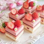 草莓夹心小蛋糕精致美味