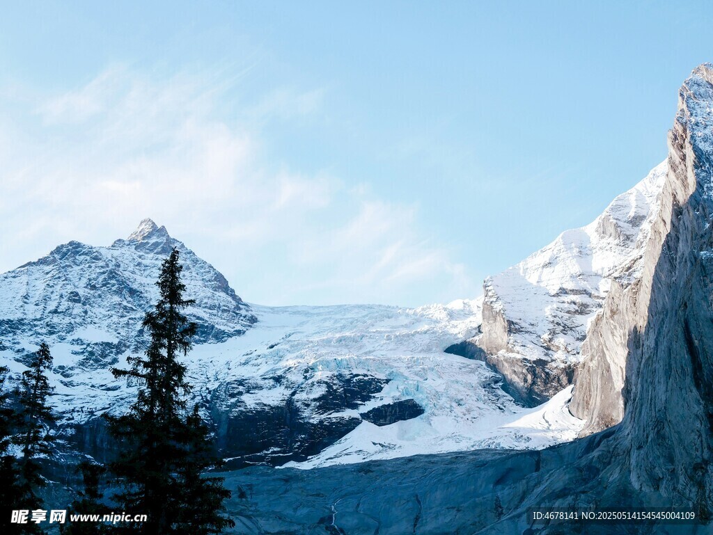 壮丽雪山风景