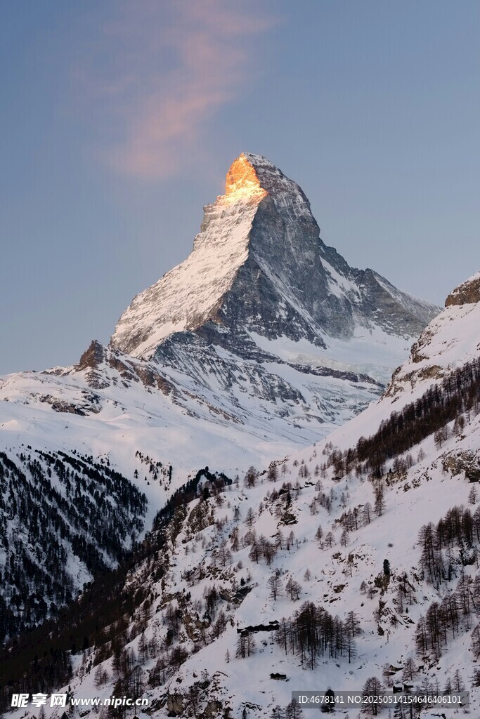 马特洪峰壮丽雪山景观