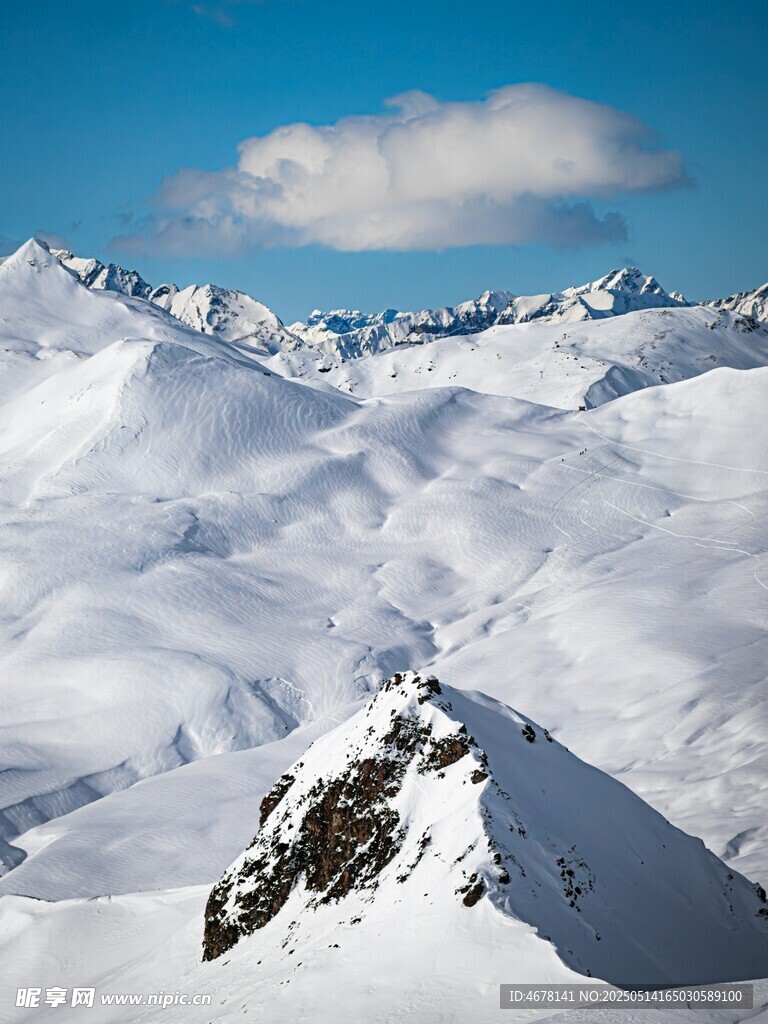 壮丽雪山美景