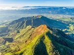 壮丽山峦自然风光美景