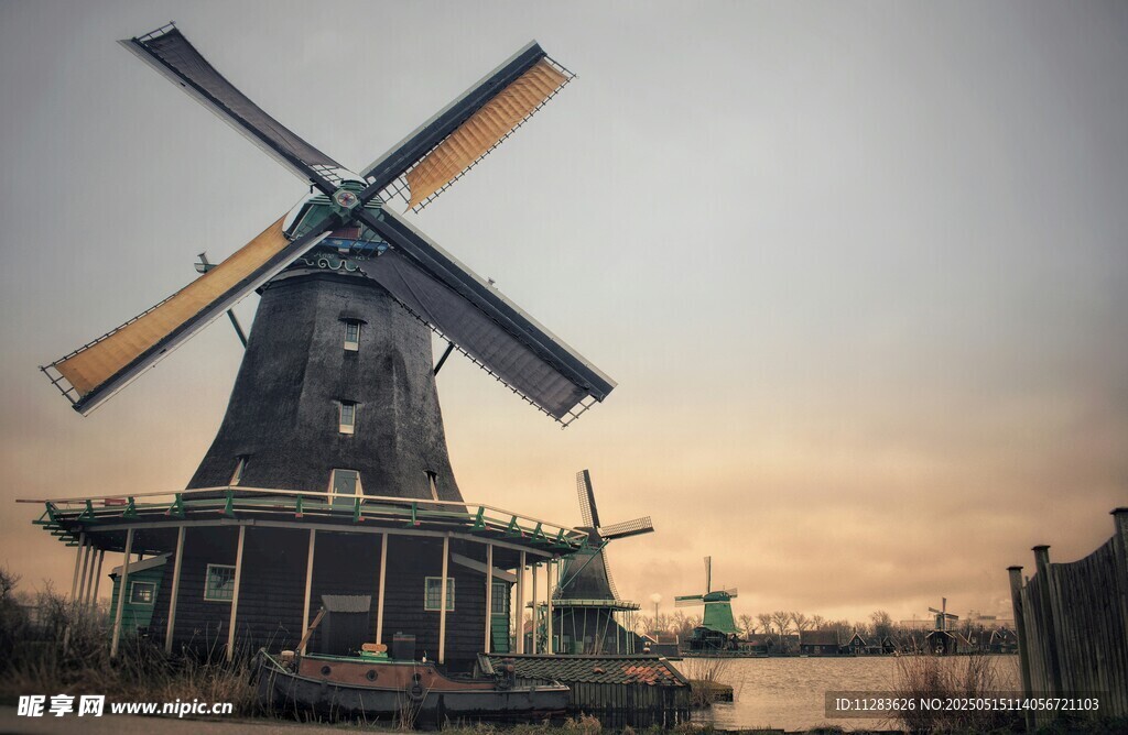 荷兰风车美景