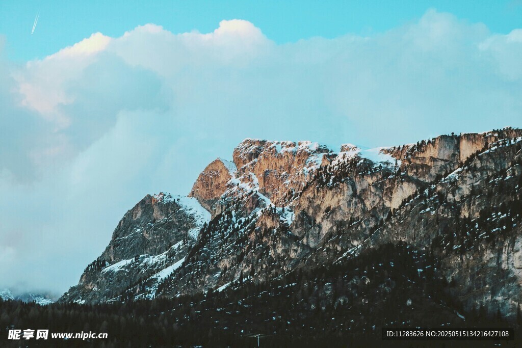 壮丽雪山美景