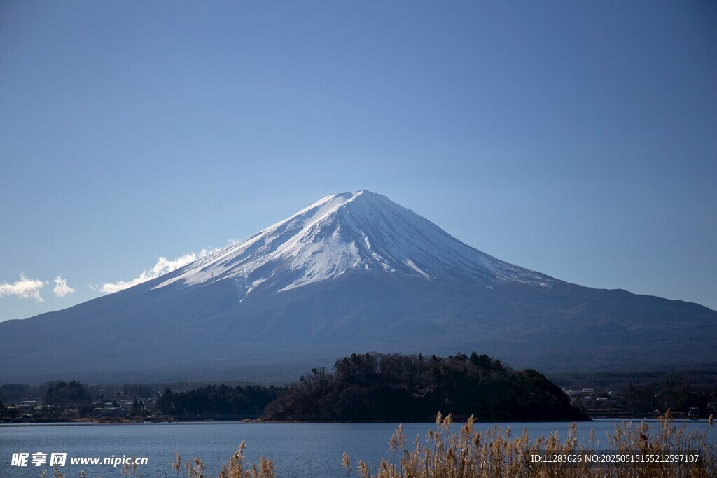 富士山湖畔美景