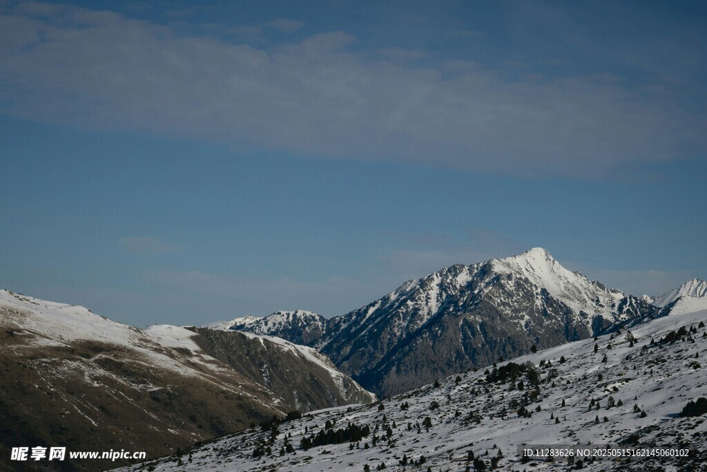 雪山壮丽风光