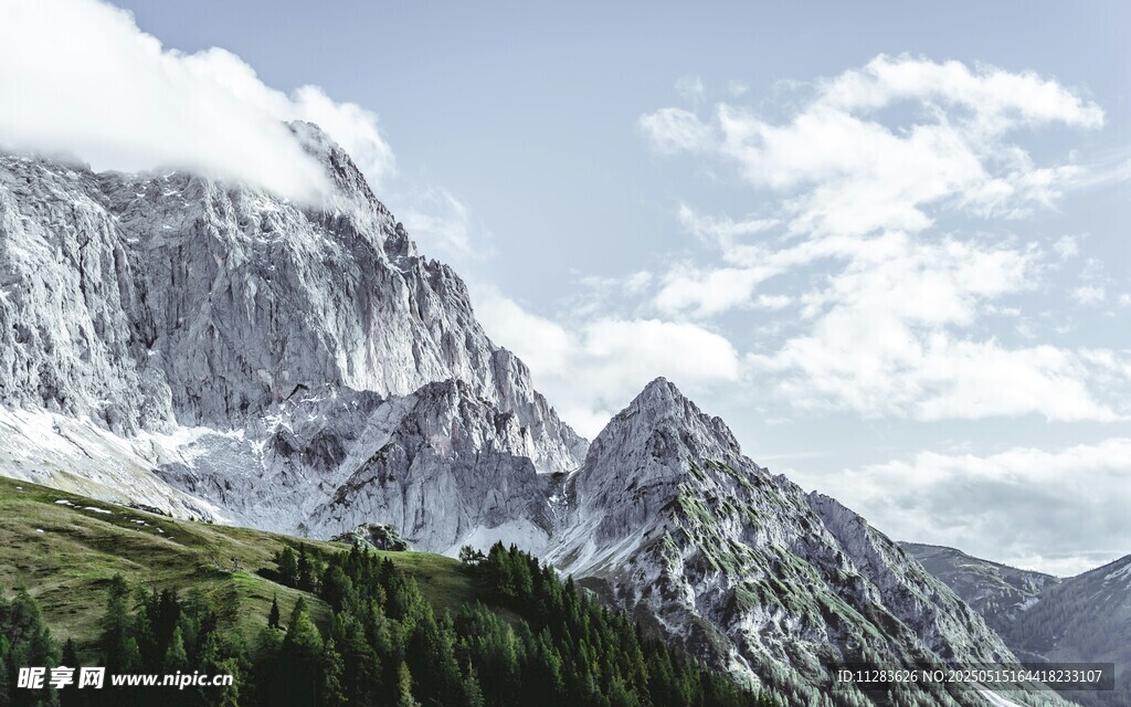 壮丽雪山美景