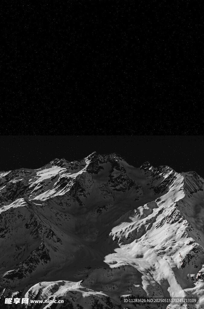 黑白雪山壮丽景观