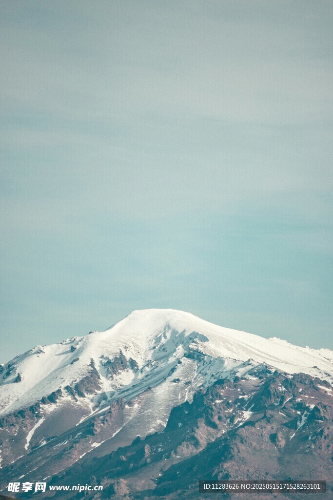 雪山壮丽景致