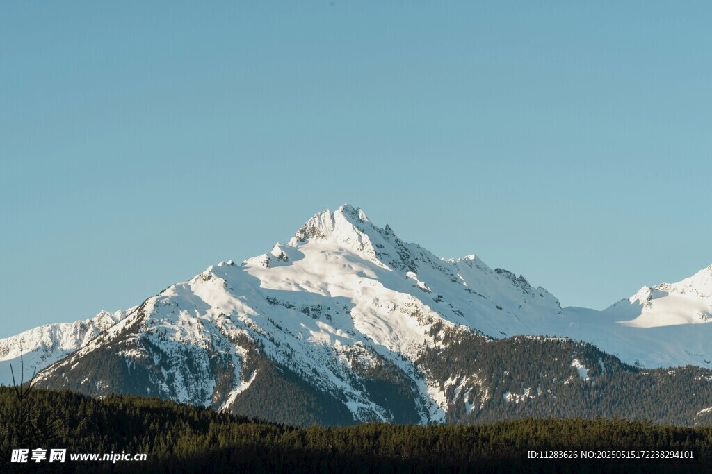 壮丽雪山美景
