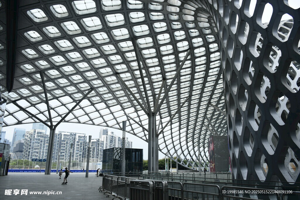 体育场网格建筑屋顶