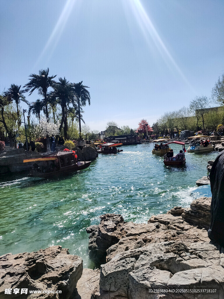 热带风情水上游玩景观