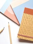 多彩文具展现清新学习氛围