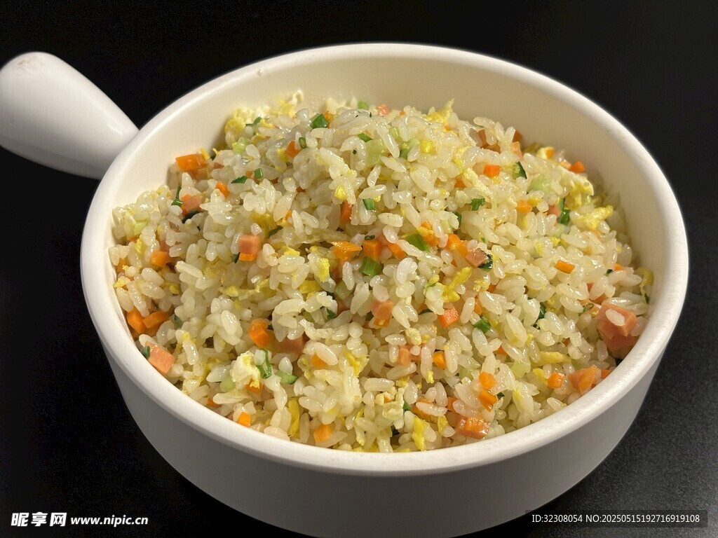 美味蔬菜炒饭
