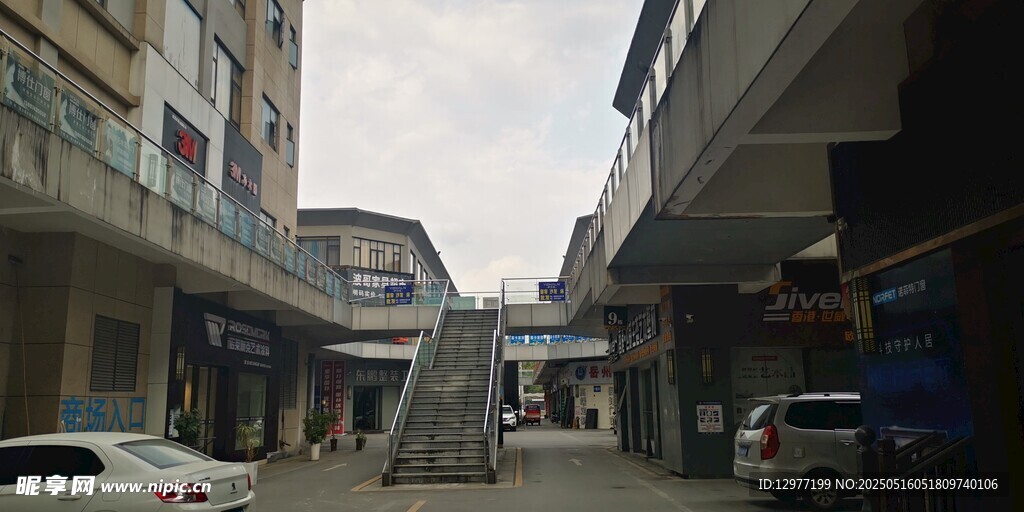 城镇街道景象
