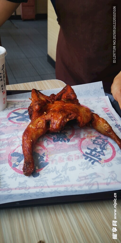 美味烤鸡诱人呈现