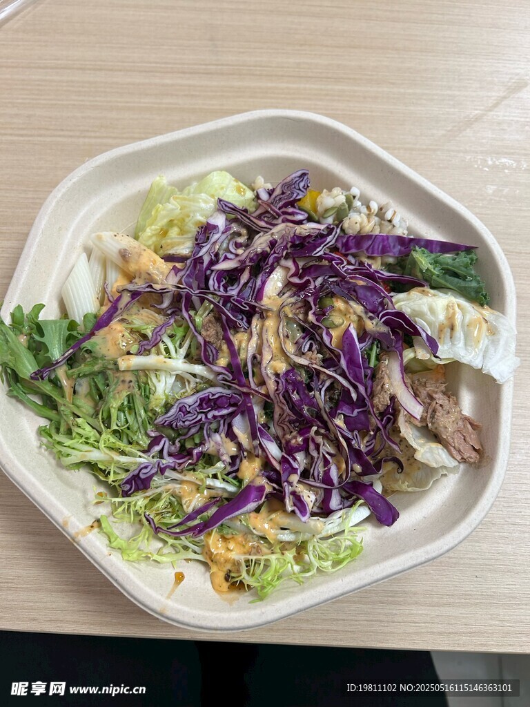 美味蔬菜沙拉拼盘