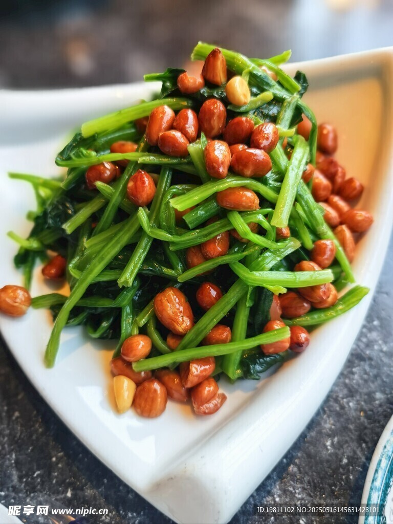 凉拌豆角花生米