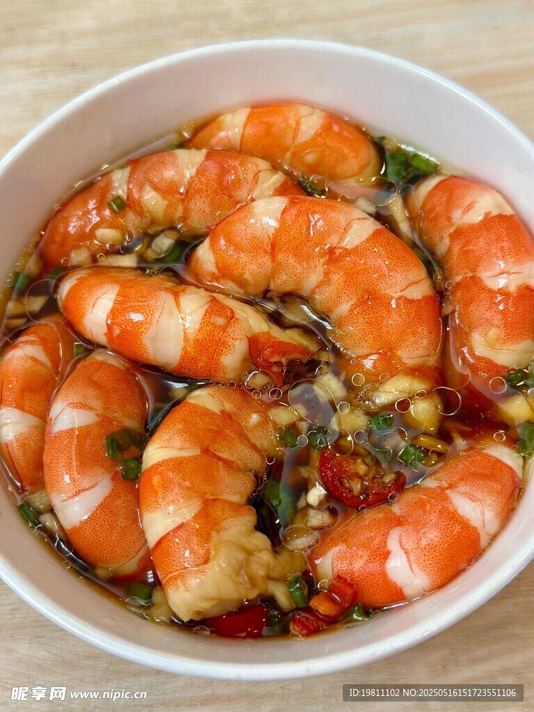 美味蒜蓉大虾