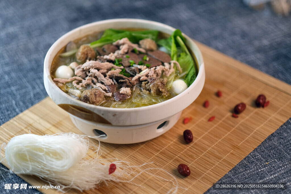 粉丝猪肝煲