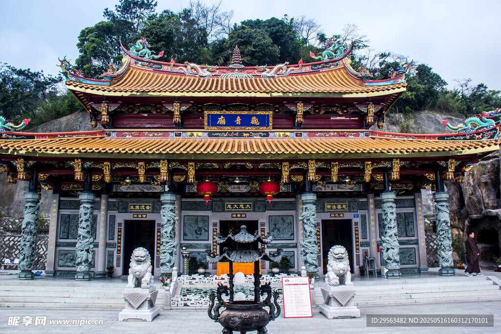 中式传统庙宇建筑景观