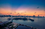 城市海滨绝美日落景观