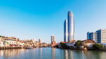 河畔城市高楼美景
