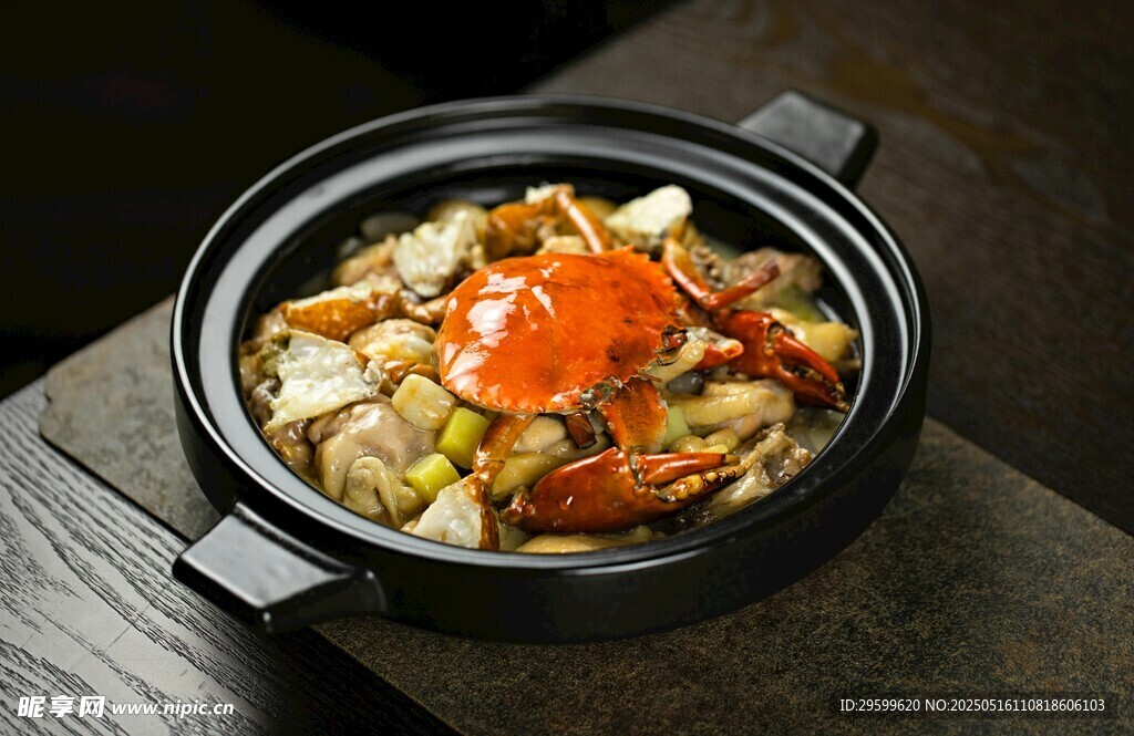韩式海鲜石锅拌饭