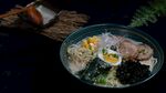 日式海鲜拌饭美食特写