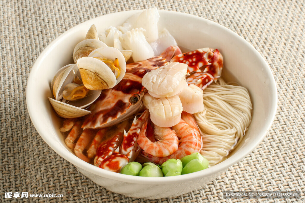 海鲜拌面 美味诱人面食