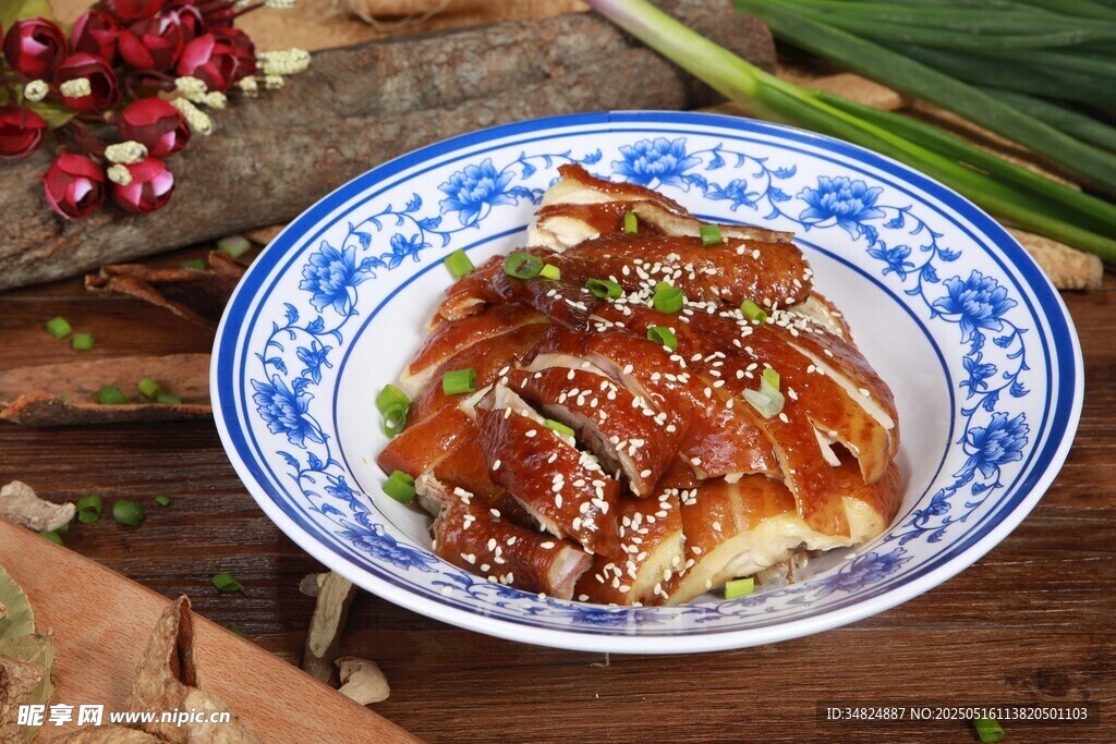 传统美味烧鸭