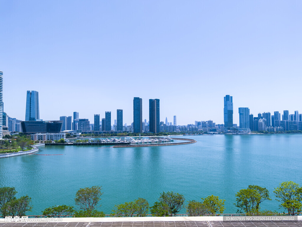 深圳湾游艇会大楼