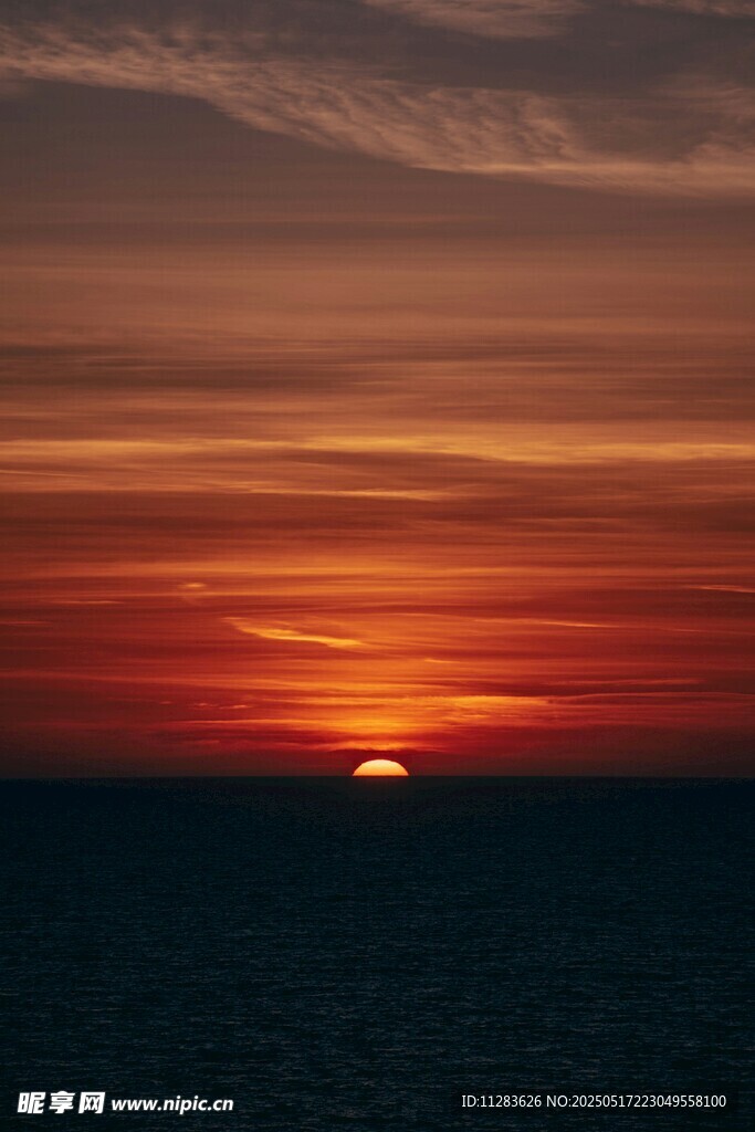 海上壮丽日落美景