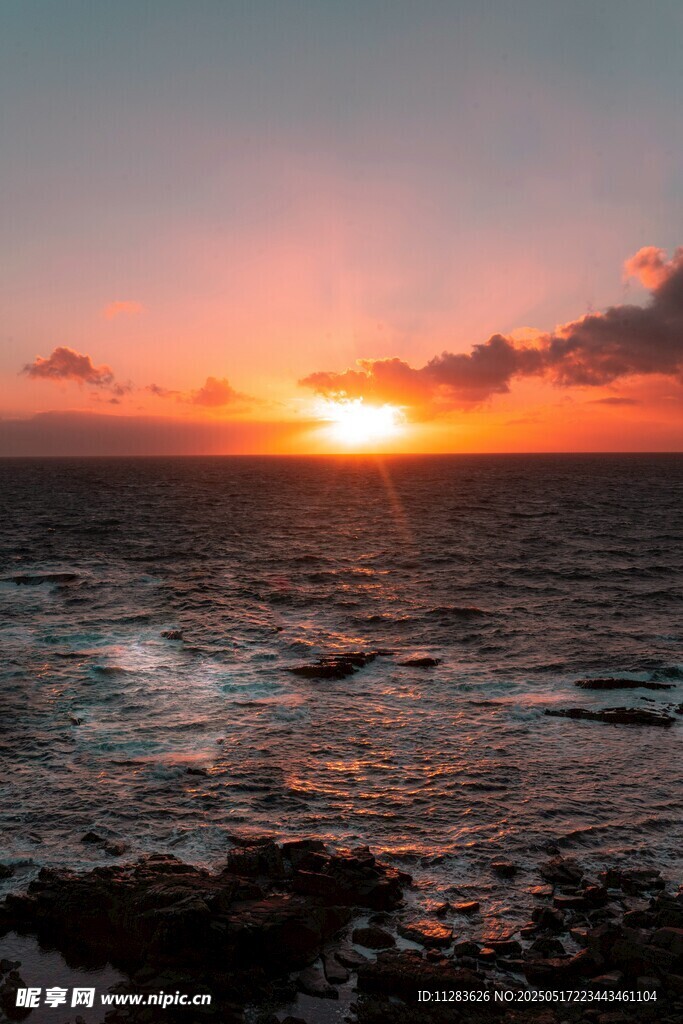 海边壮丽日落美景