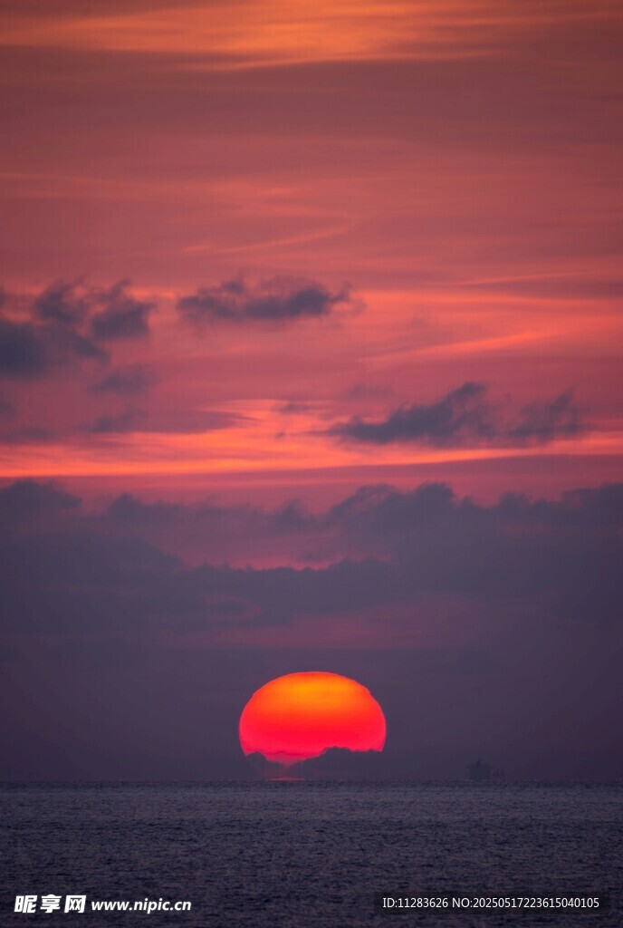 海上日落美景