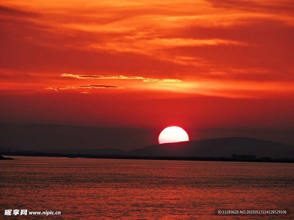 海上壮丽日落美景