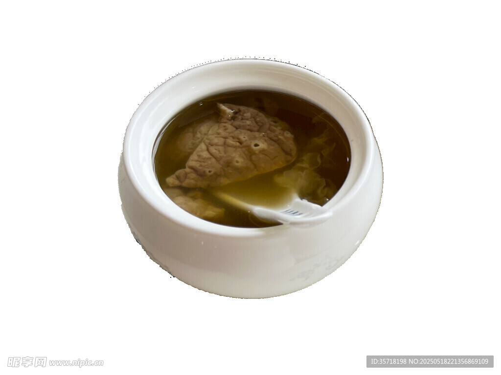 白色茶碗中的茶饮