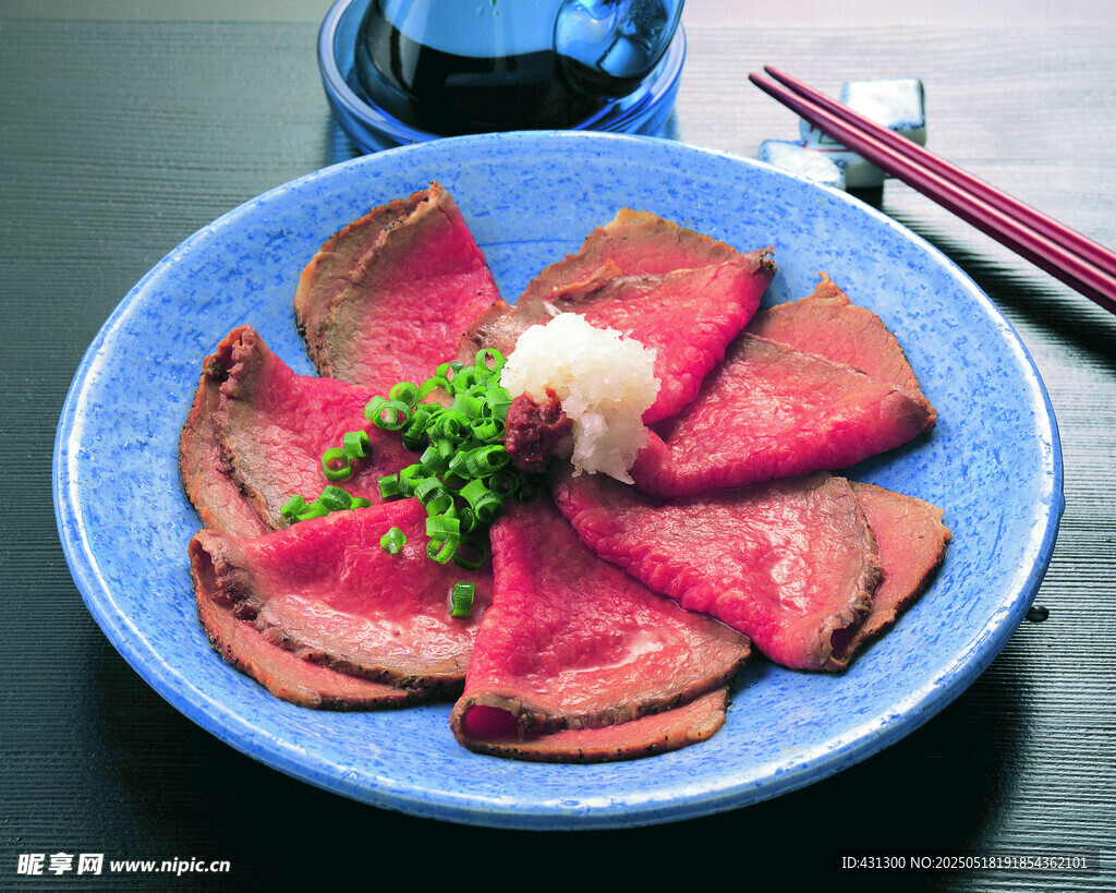 日式牛肉摆盘