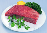 新鲜生牛肉摆盘展示