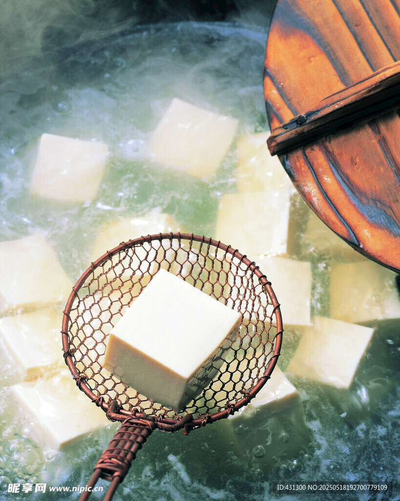 水中冰镇豆腐