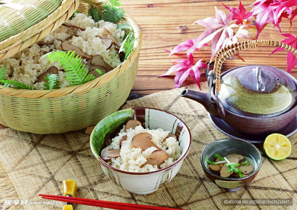 日式美味餐食与茶具组合