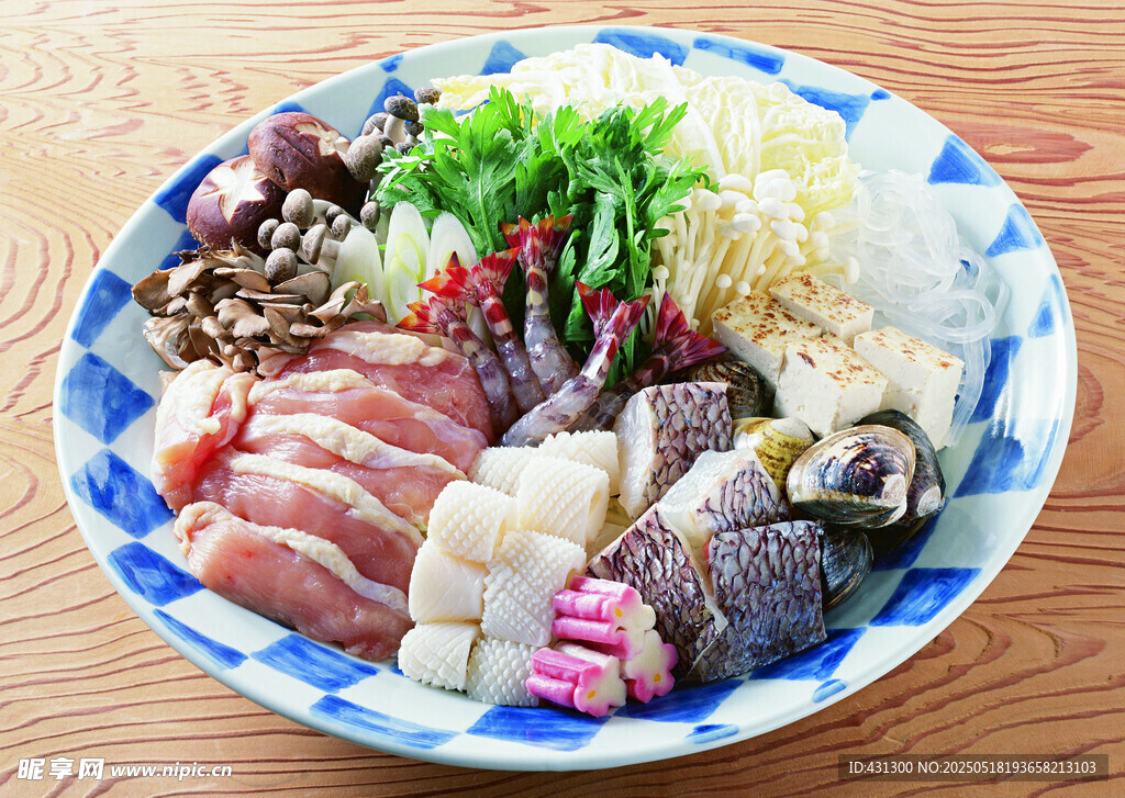 日式丰盛盖饭拼盘