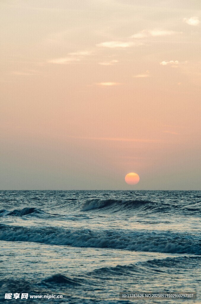海上日落美景