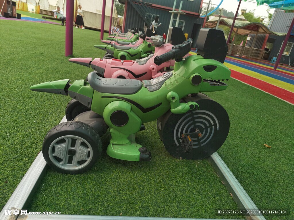 儿童摩托车