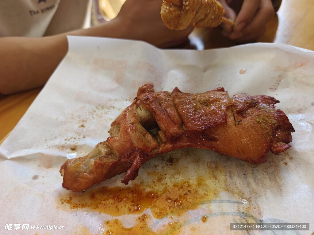 美味烤鸡腿诱人呈现