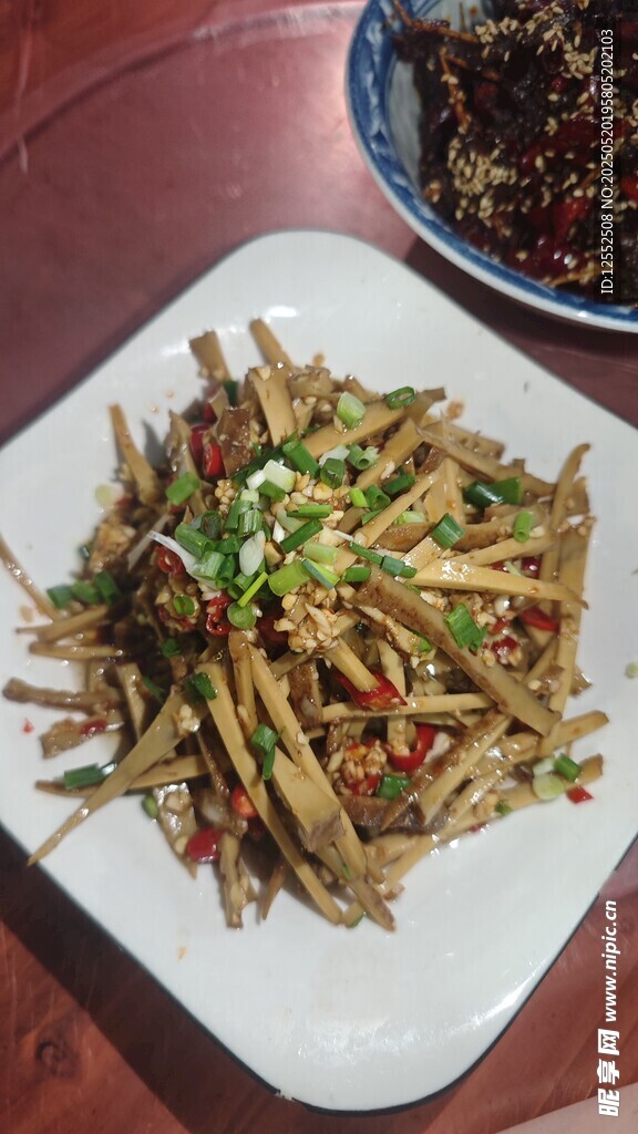 凉拌豆干丝