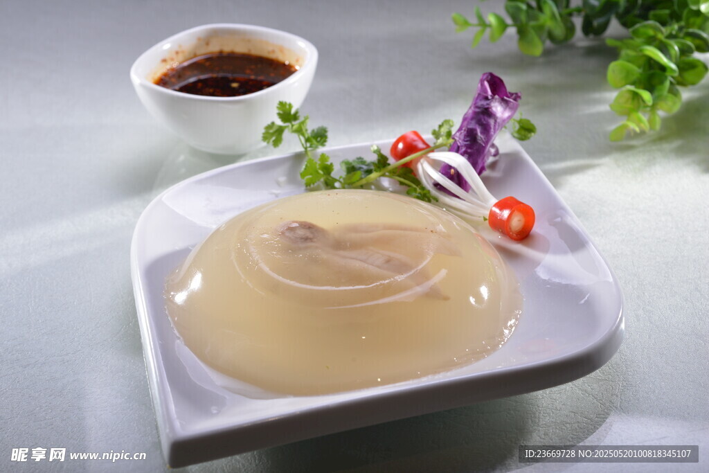 精致果冻配蘸料与装饰