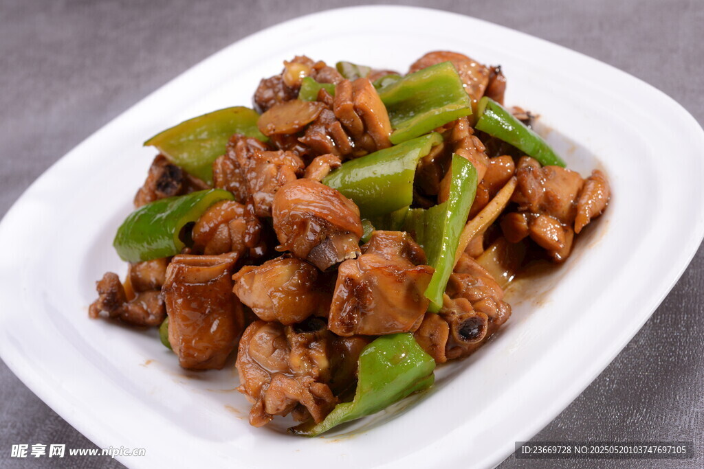 青椒炒鸡块