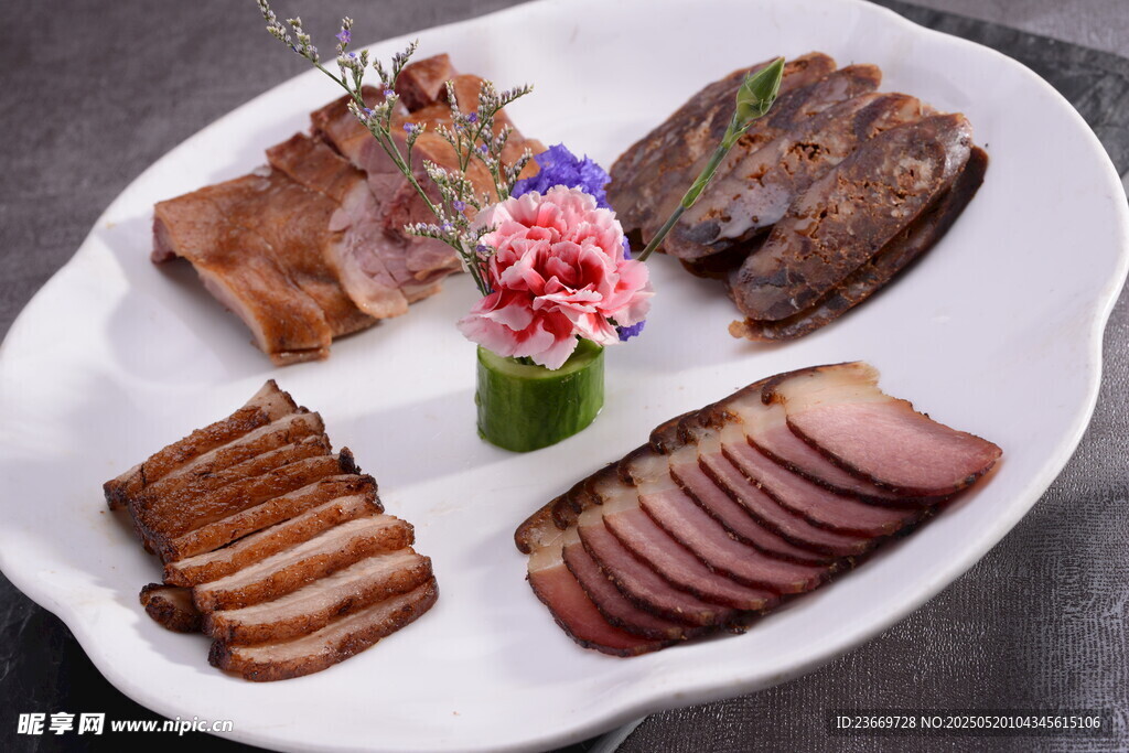 精美拼盘卤味肉类美食