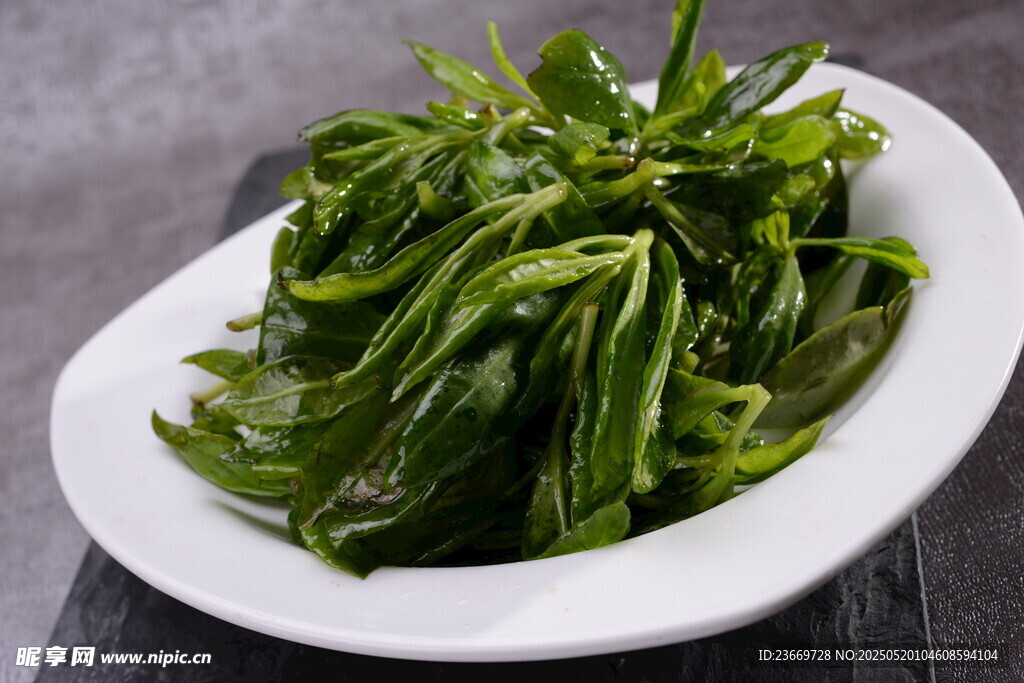 清炒空心菜