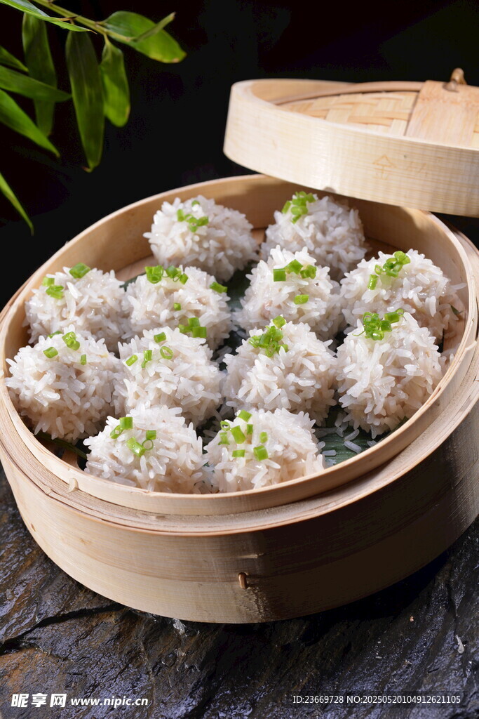 糯米珍珠丸子 美味蒸点